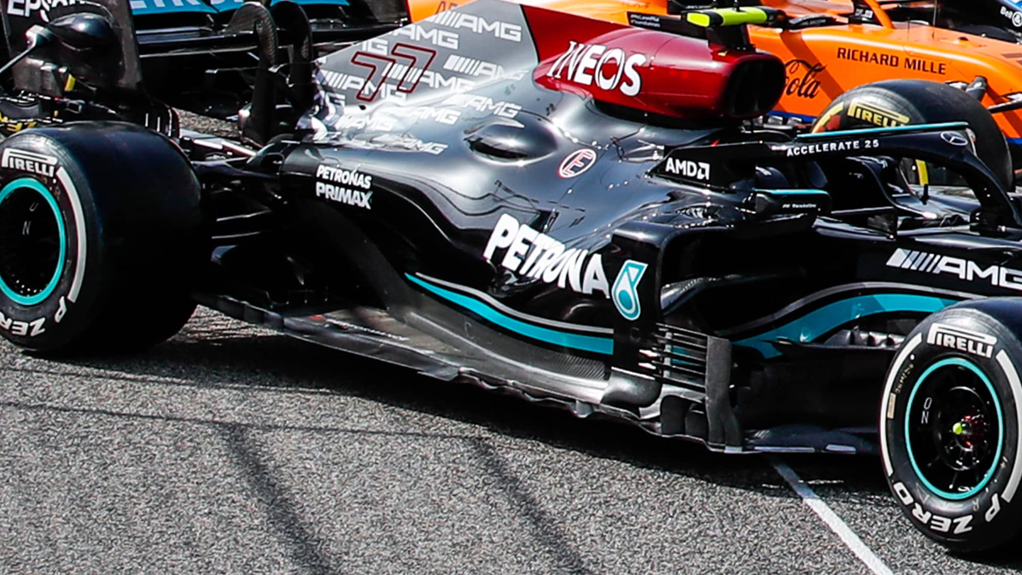 Mercedes 2021 testing floor