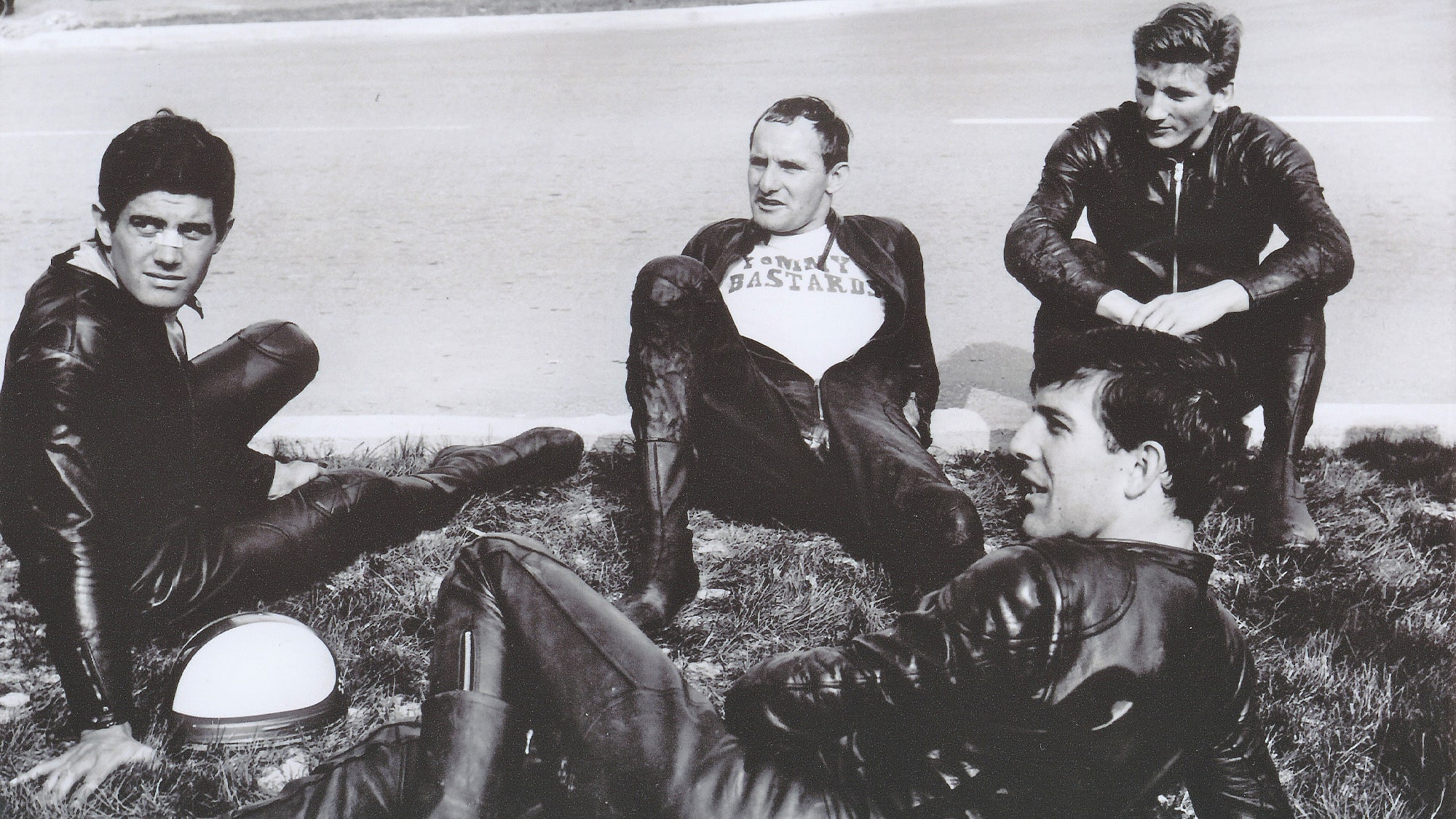 Mike Hailwood with Agostini Read and Ivy