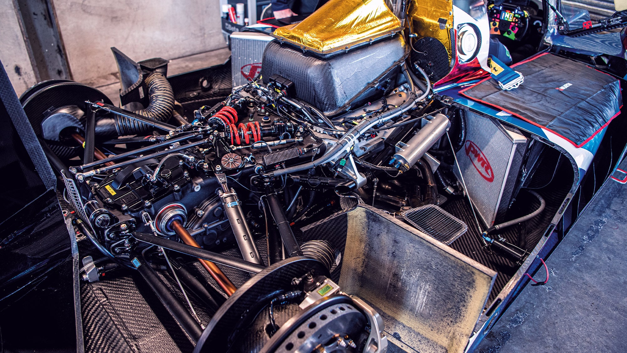 Nissan BR01 LMP2 car engine