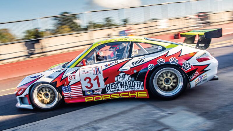 Porsche 911 GT3 RS GT2 on track