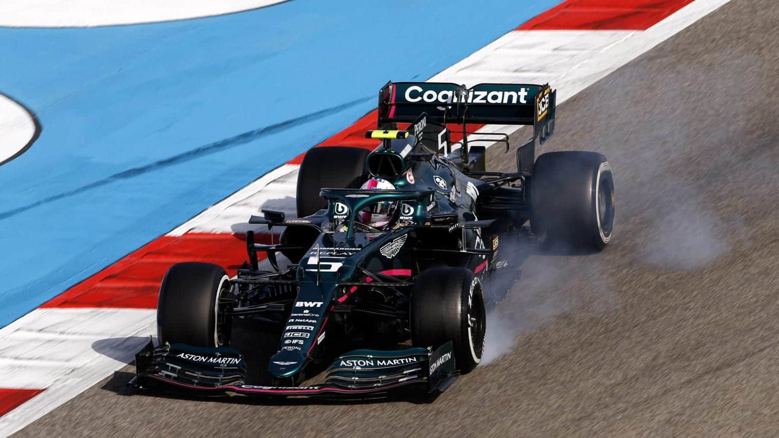Sebastian Vettel locks up his tyres during the 2021 Bahrain Grand Prix