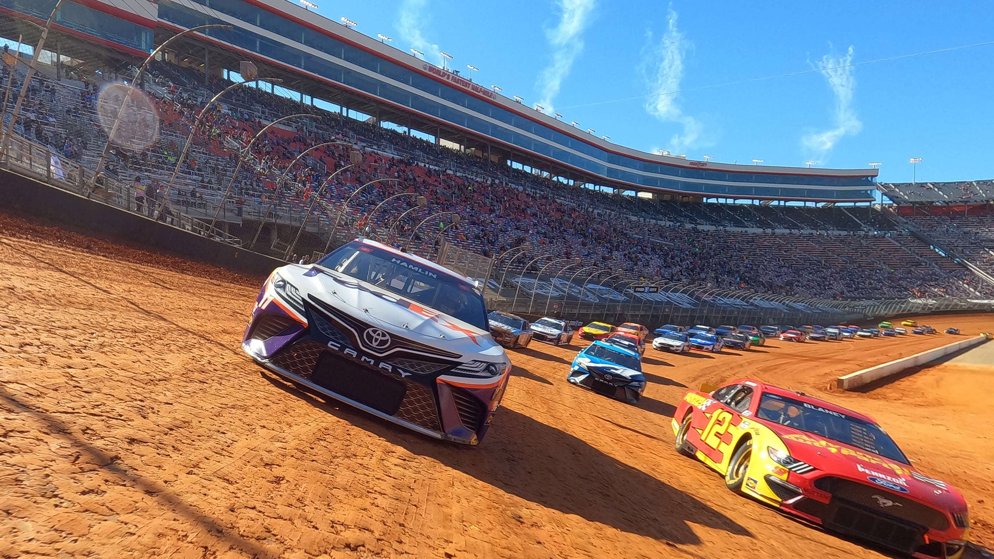 A thousand times the fun: dirt race helps to recapture lost NASCAR