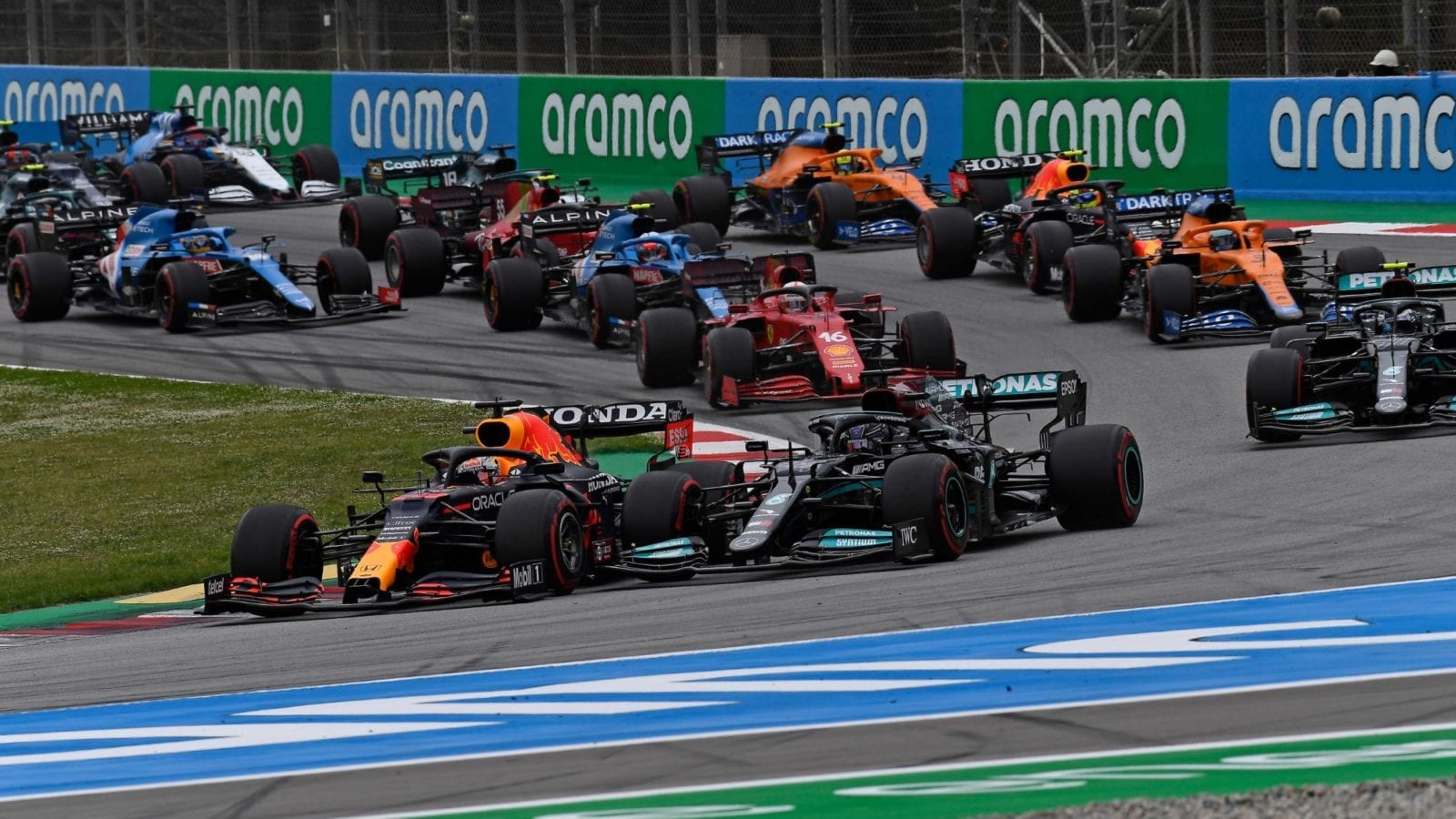 2021 Spanish GP, Lewis Hamilton and Max Verstappen