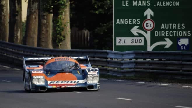Porsche 962 from last-ever production run goes up for auction