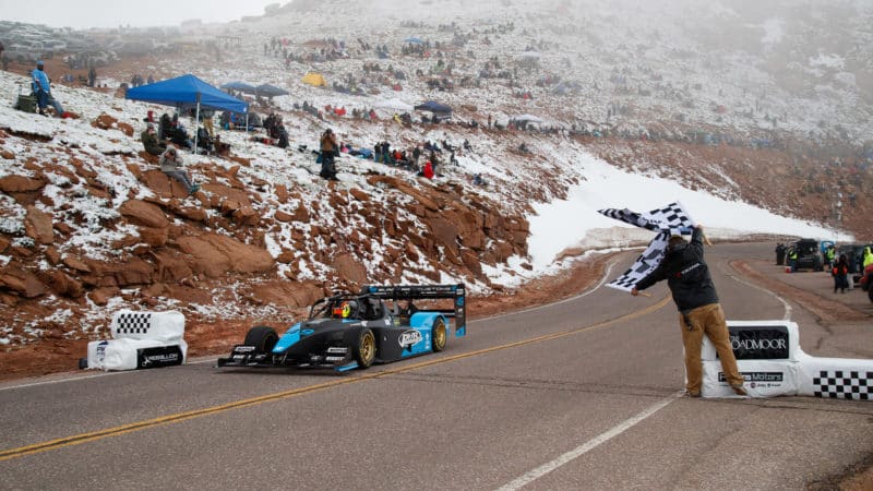 Robin Shute crosses the line at the top of Pike's Peak in 2021