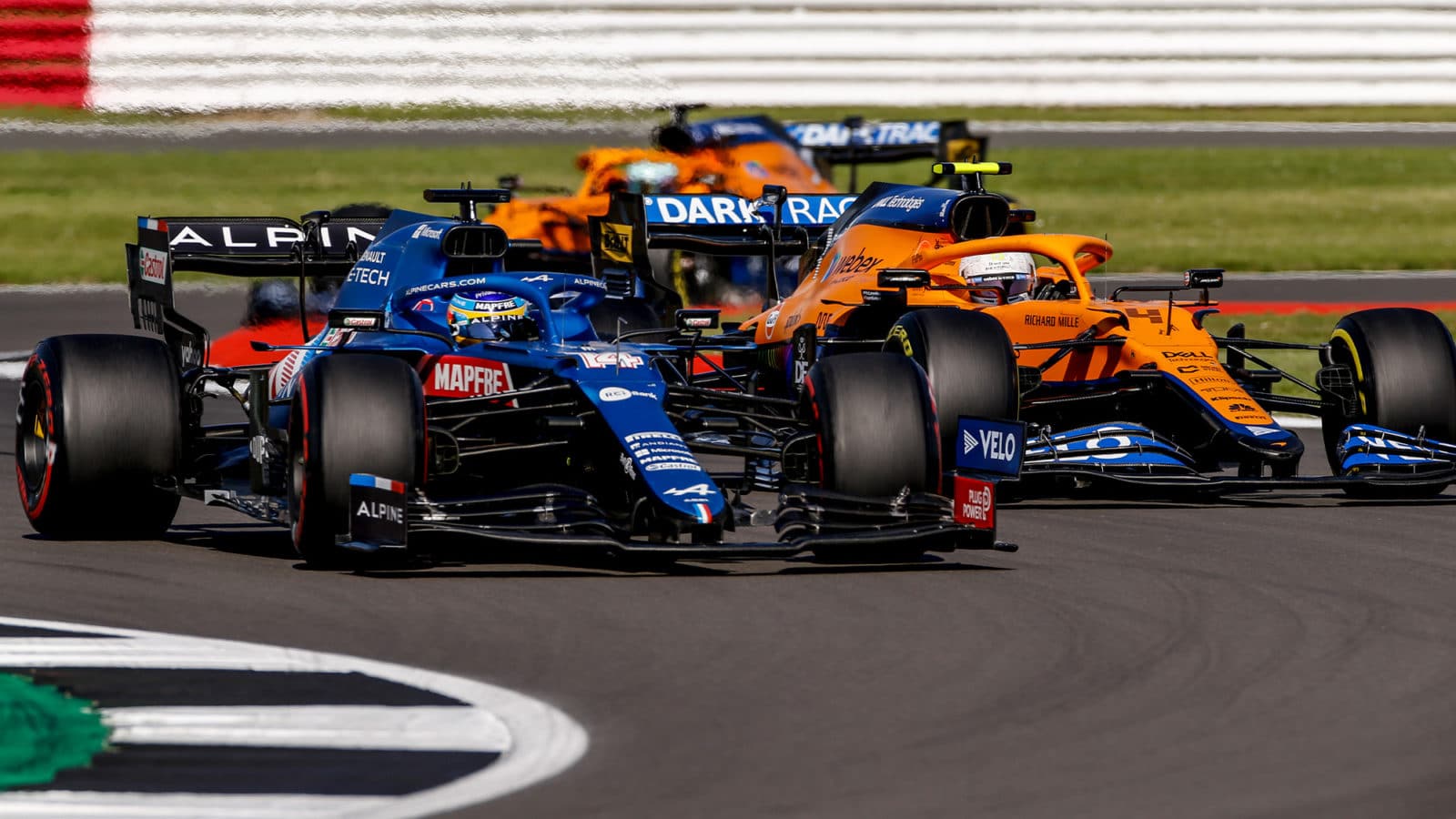 Fernando Alonso and Lando Norris in the 2021 British GP sprint race