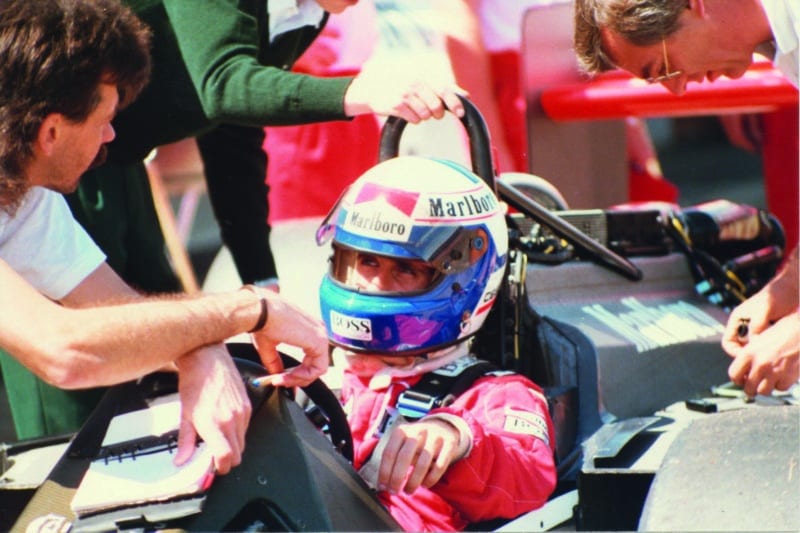 Gordon Murray speaks to Alain Prost in 1988