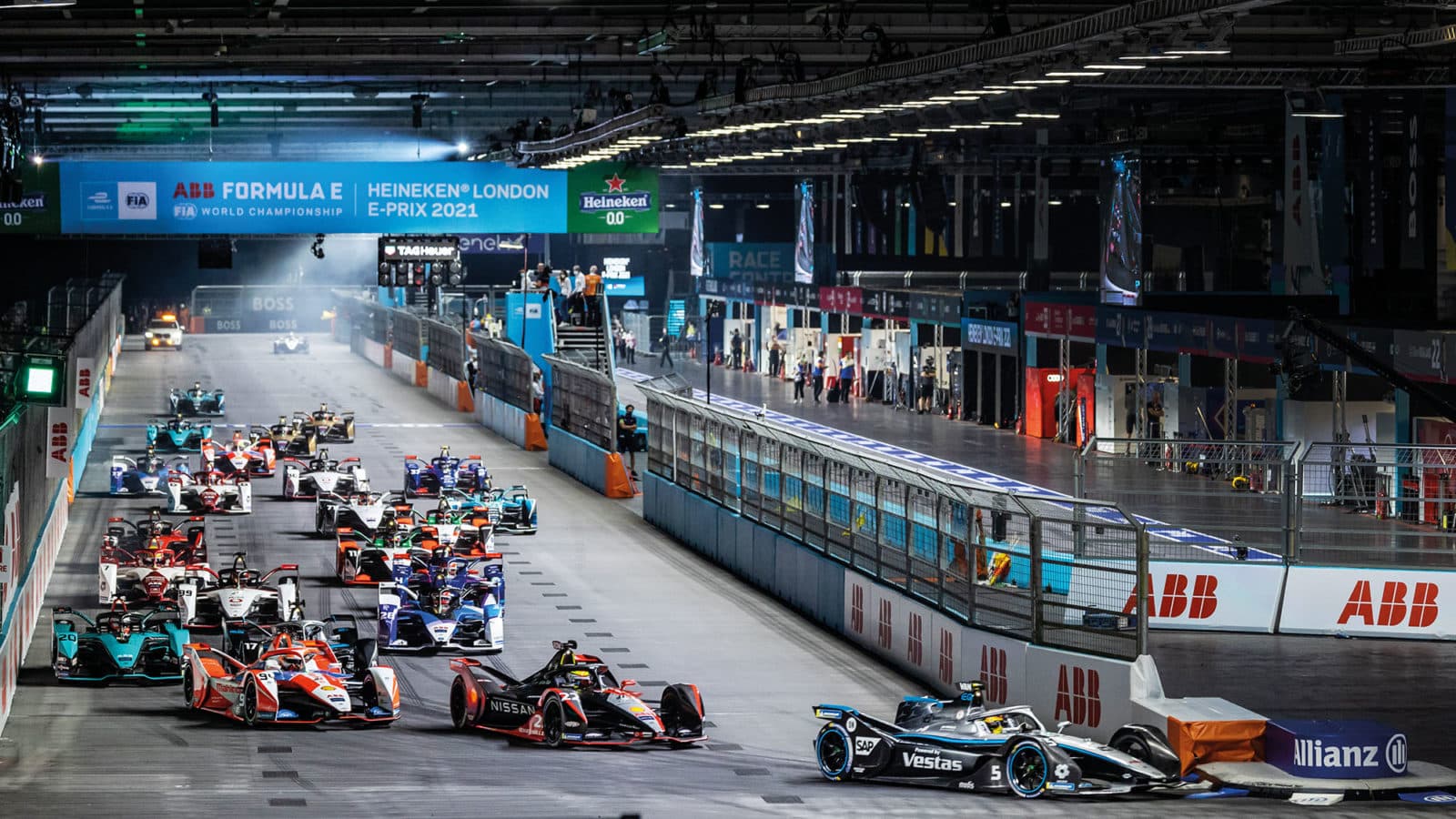 Start of the 2021 Formula E London E-Prix
