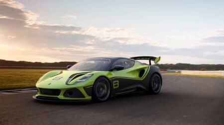 Lotus expands racing commitment with Emira GT4