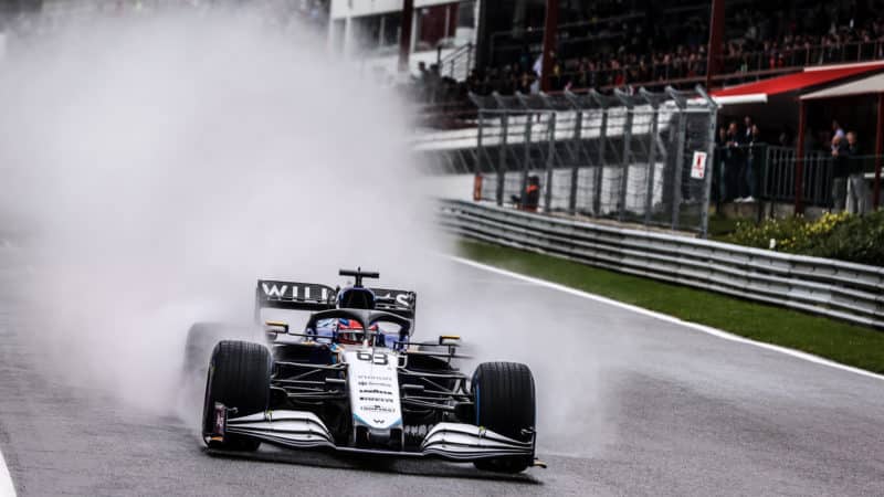 George Russell throws up a cloud of spray in qualifying for the 021 Belgian Grand Prix