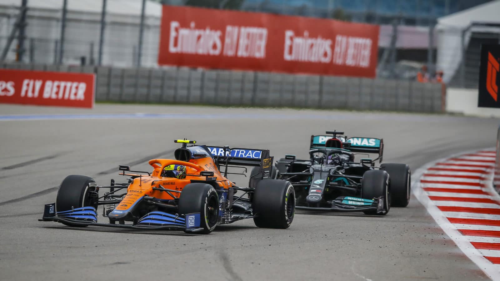 Lewis Hamilton behind Lando Norris in the 2021 Russian Grand Prix