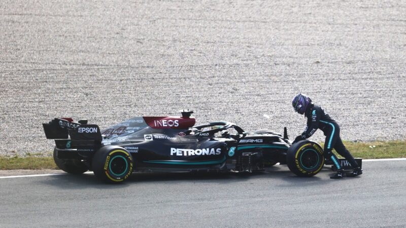 Lewis Hamilton stops on track at Zandvoort