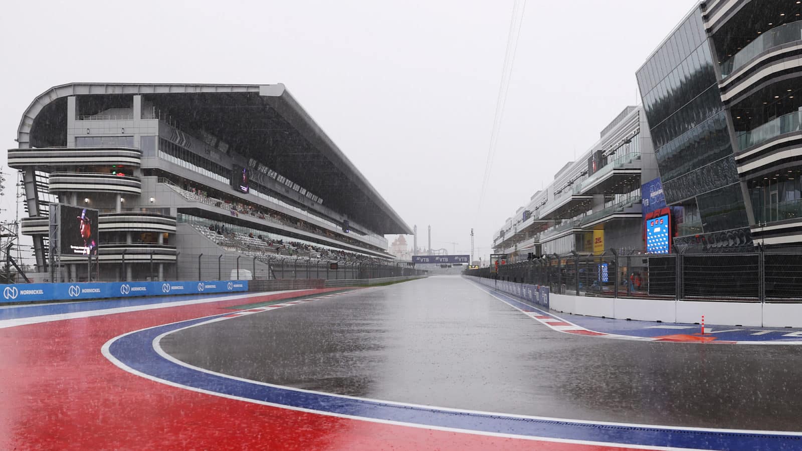 Sochi rain at 2021 Russian Grand Prix