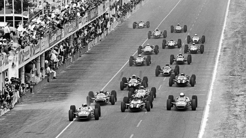 Start of the 1966 French Grand Prix at Reims
