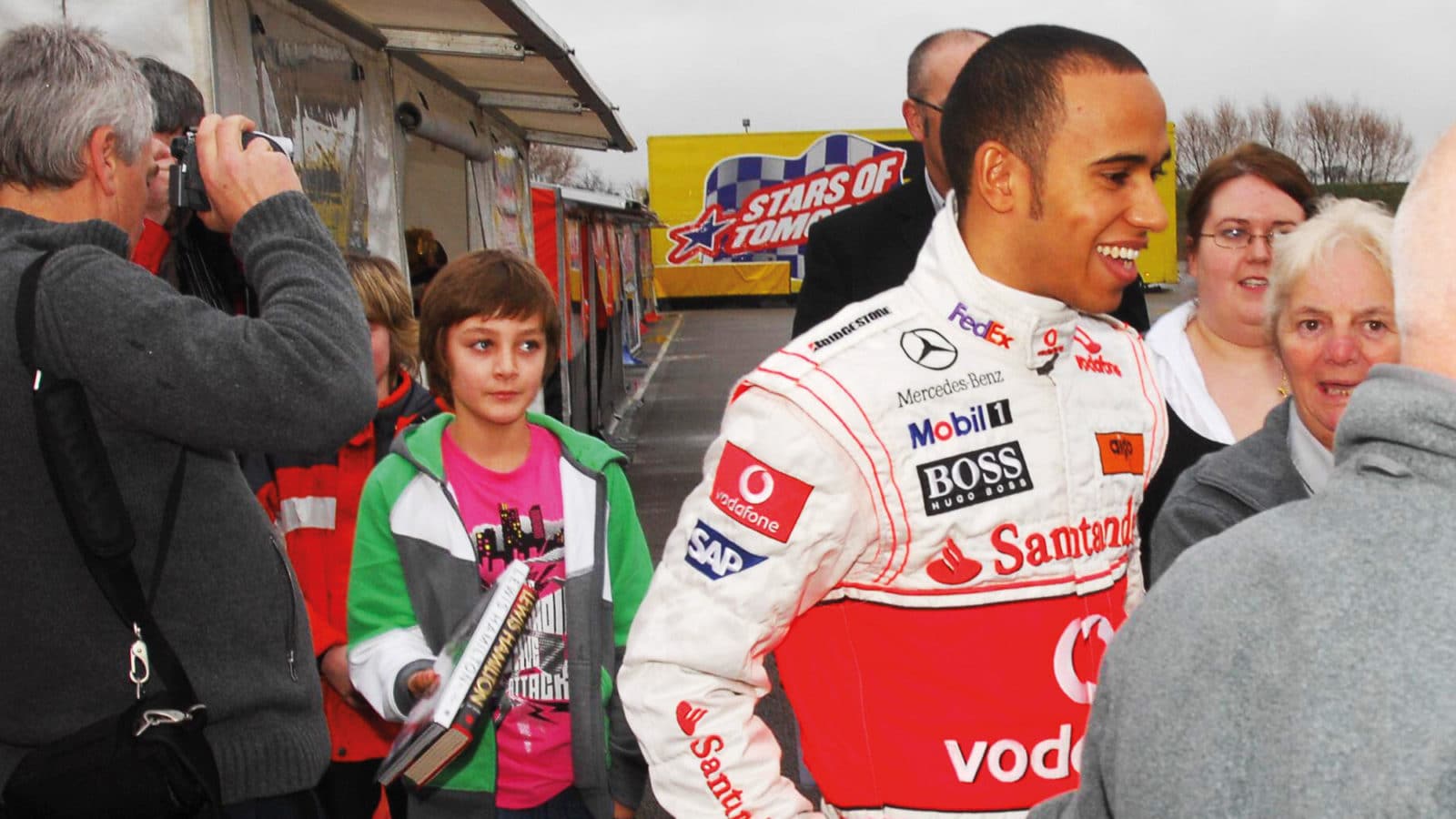 Young George Russell with Lewis Hamilton in 2009