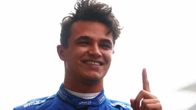 Lando Norris extends McLaren F1 deal to 2025 after ‘little chats’ with rival teams