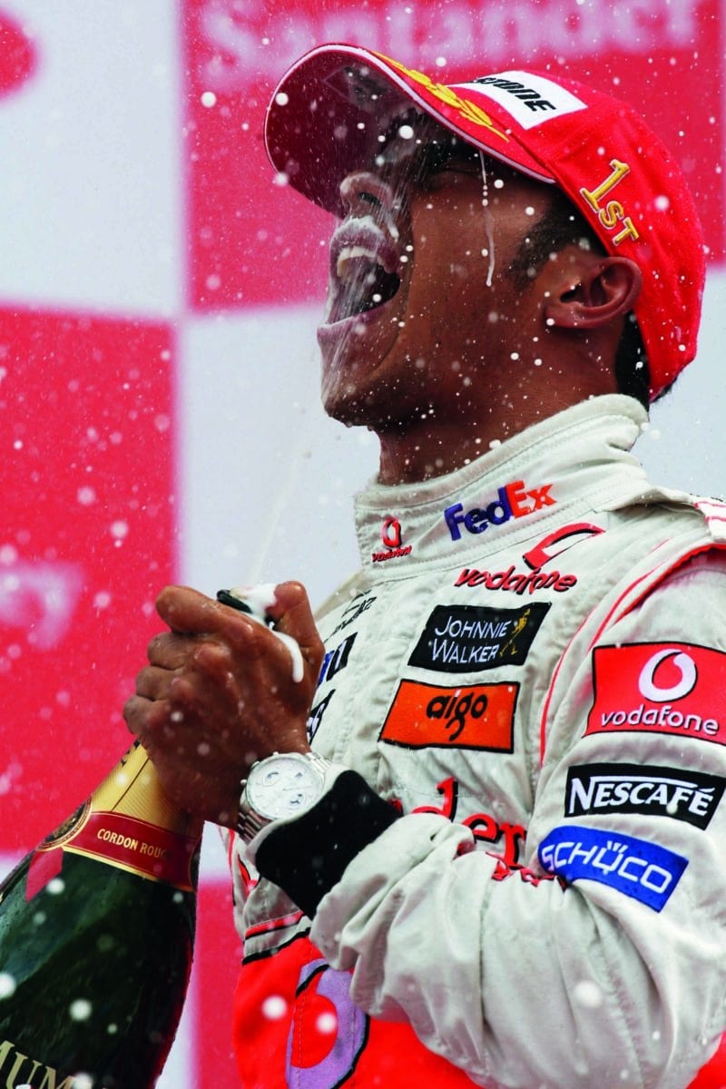 Lewis-Hamilton-celebrates-victory-at-the-2008-British-Grand-Prix