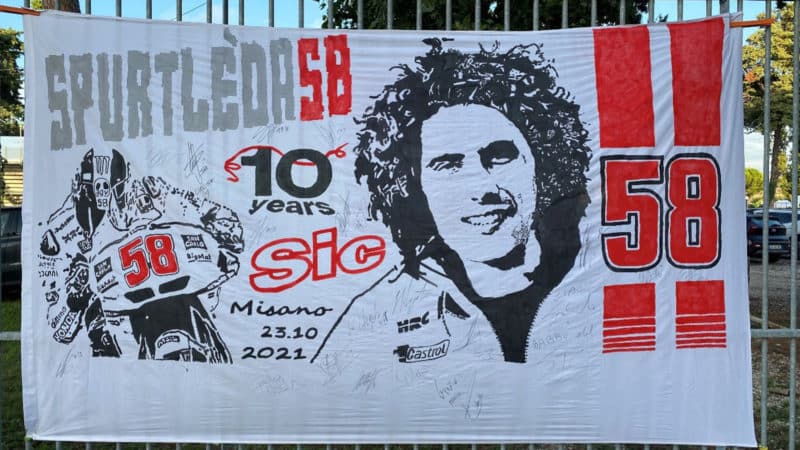 Marco Simoncelli tribute banner
