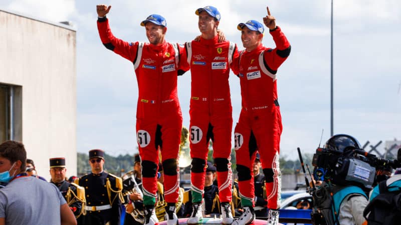 51 Pier Guidi Alessandro (ita), Calado James (gbr), Ledogar Come (fra), AF Corse, Ferrari 488 GTE Evo, celebrates their win during the 24 Hours of Le Mans 2021, 4th round of the 2021 FIA World Endurance Championship, FIA WEC, on the Circuit de la Sarthe, from August 21 to 22, 2021 in Le Mans, France - Photo Frédéric Le Floc'h / DPPI
