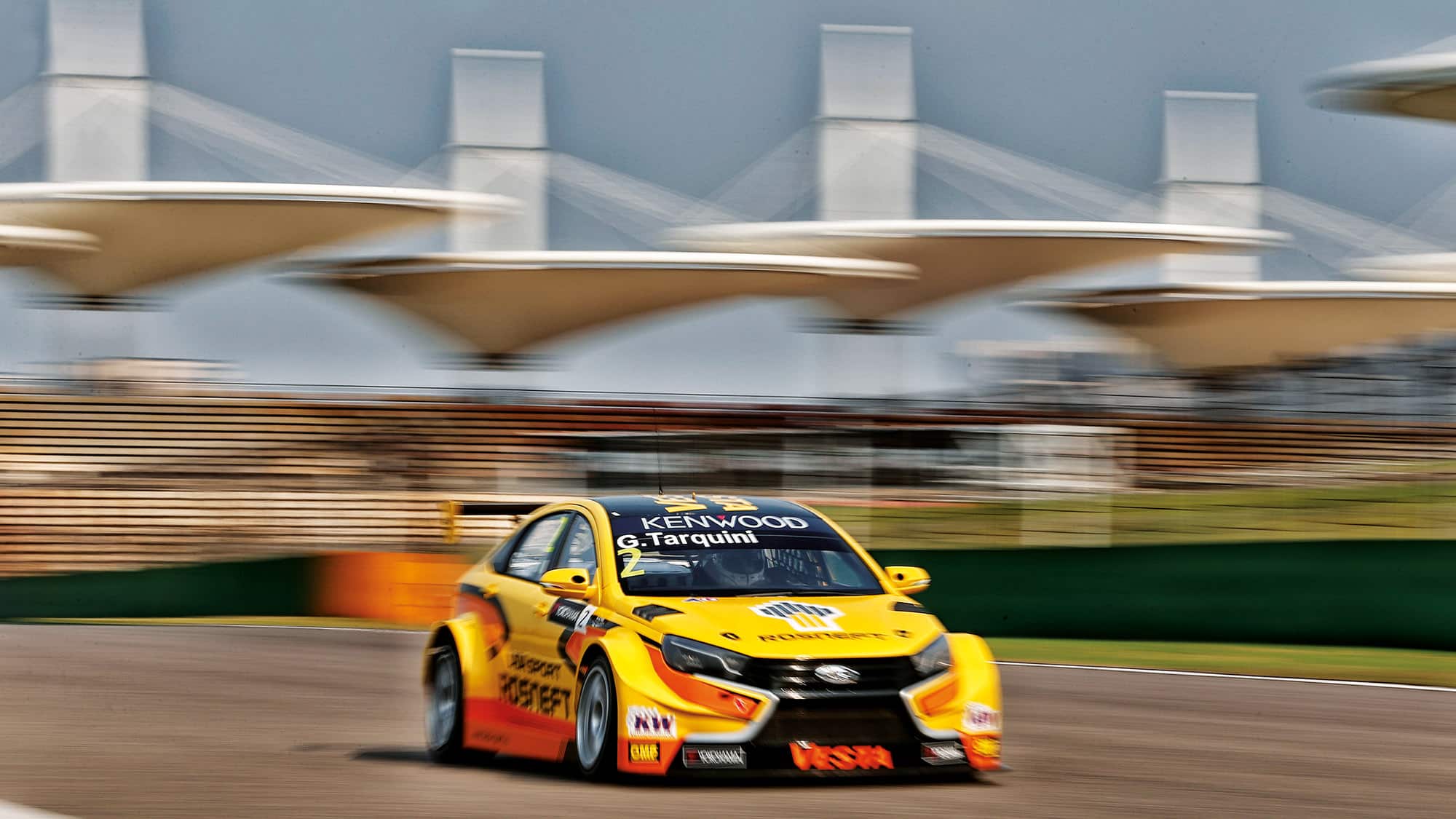 Lada Vesta of Gabriele Tarquini in WTCC
