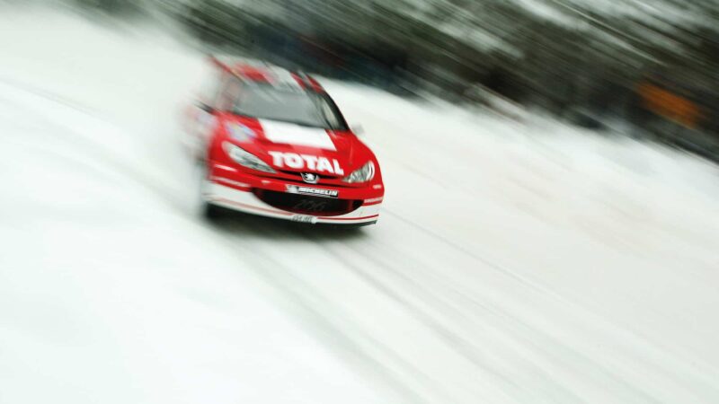 Peugeot of Richard Burns on snow in 2002