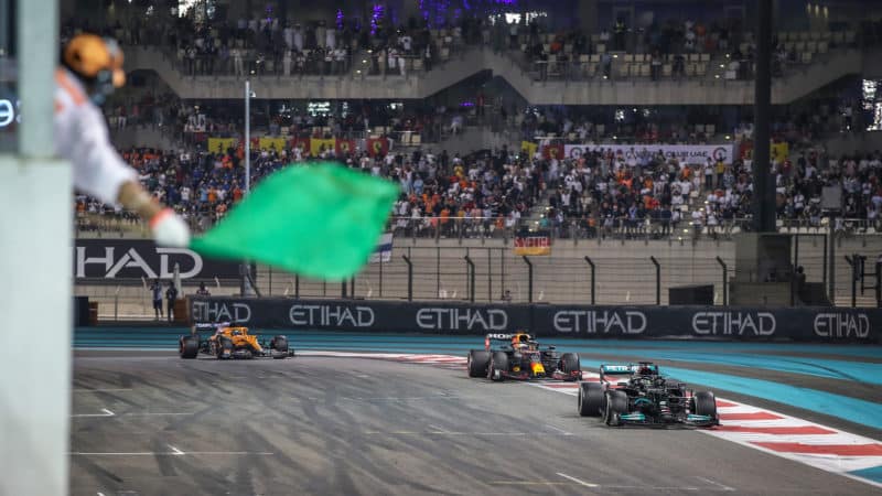 2021 Abu Dhabi Grand Prix race restart