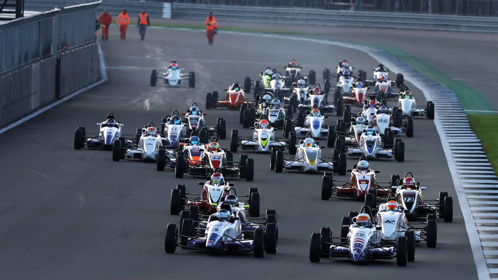 2021 Formula Ford race start