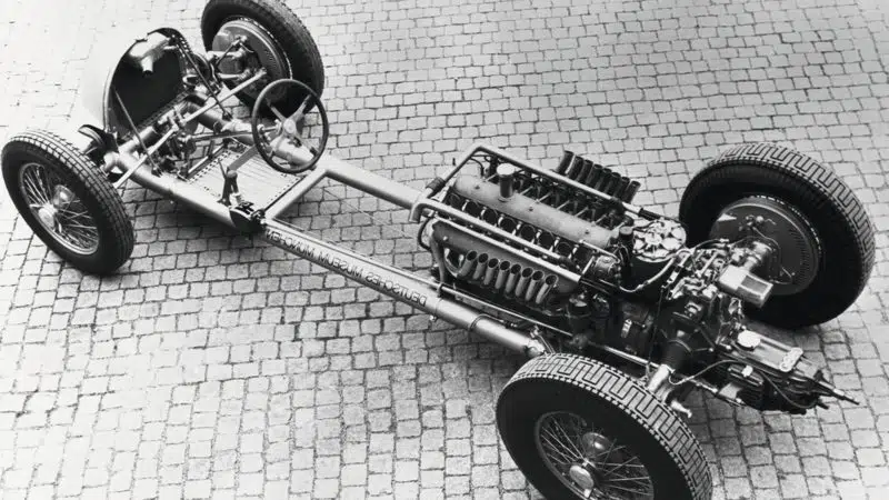 Auto-Union-Type-C-chassis-with-V16-engine