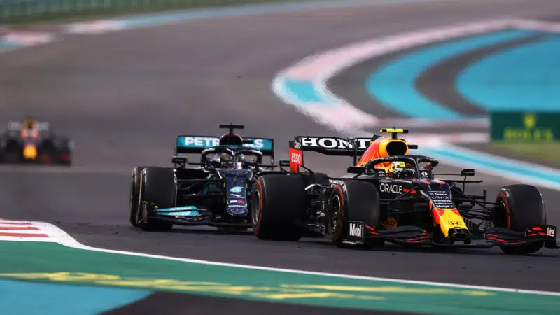 Sergio Perez battles with Lewis Hamilton at the 2021 Abu Dhabi Grand Prix