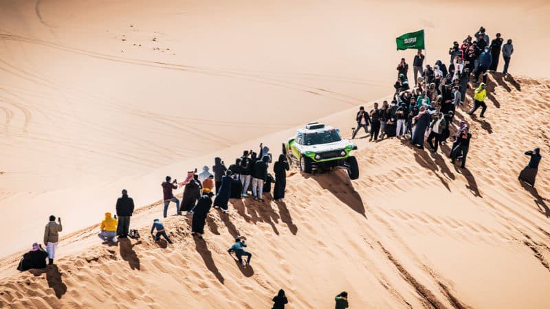Spectators at Dakar 2022 Rally