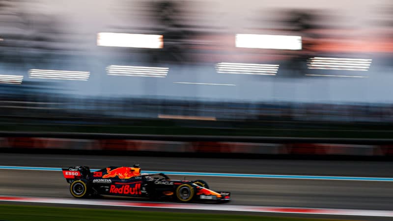 33 VERSTAPPEN Max (nld), Red Bull Racing Honda RB16B, action during the Formula 1 Etihad Airways Abu Dhabi Grand Prix 2021, 22th round of the 2021 FIA Formula One World Championship from December 10 to 12, 2021 on the Yas Marina Circuit, in Yas Island, Abu Dhabi - Photo Antonin Vincent / DPPI