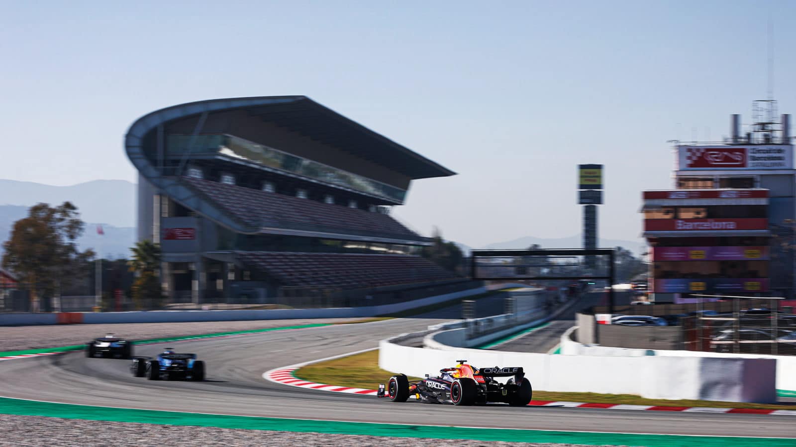 Final corner in Barcelona at 2022 F1 testing