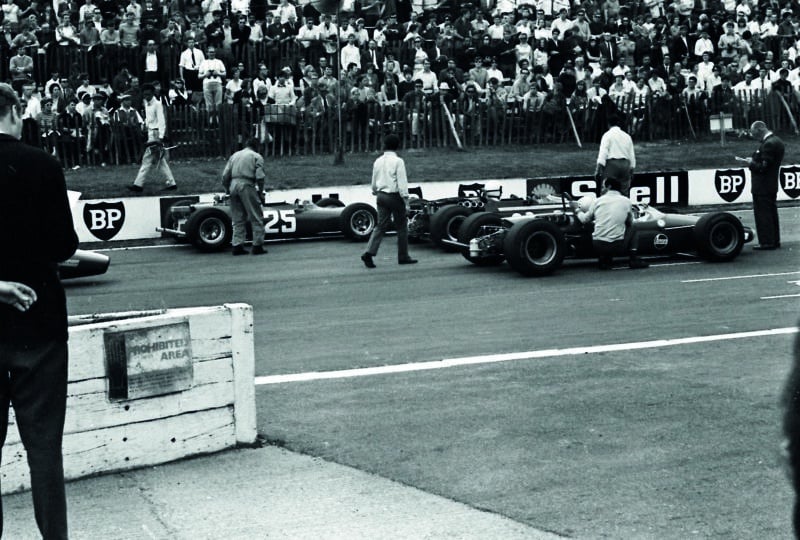 Formula 2 grid at Crystal Palace in 1968