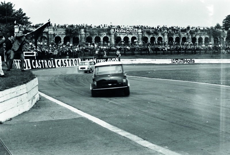 Minis race at Crystal Palace in 1968