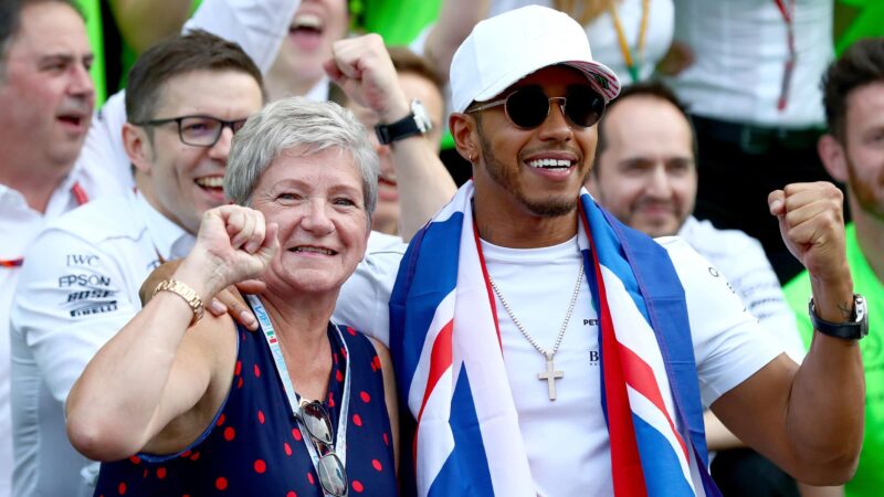 Carmen Larbalestier and Lewis Hamilton celebrate after 2017 Mexican GP win