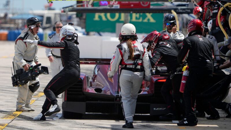 Earl Bamber swaps drivers at 2022 Sebring 12 Hours