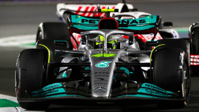 2022 Saudi Arabian Grand Prix, Sunday Lewis Hamilton