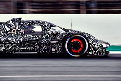Porsche returns