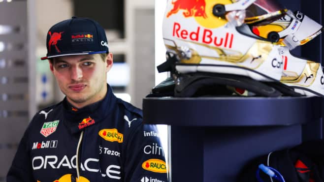 Verstappen signs long-term deal to remain with Red Bull until 2028