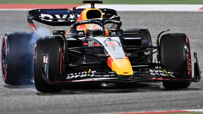 Max Verstappen cornering in 2022 Bahrain Grand Prix