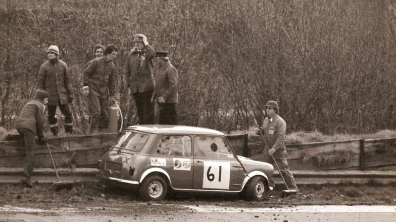 Mini of Geoffrey Cross at side of the track in 1977