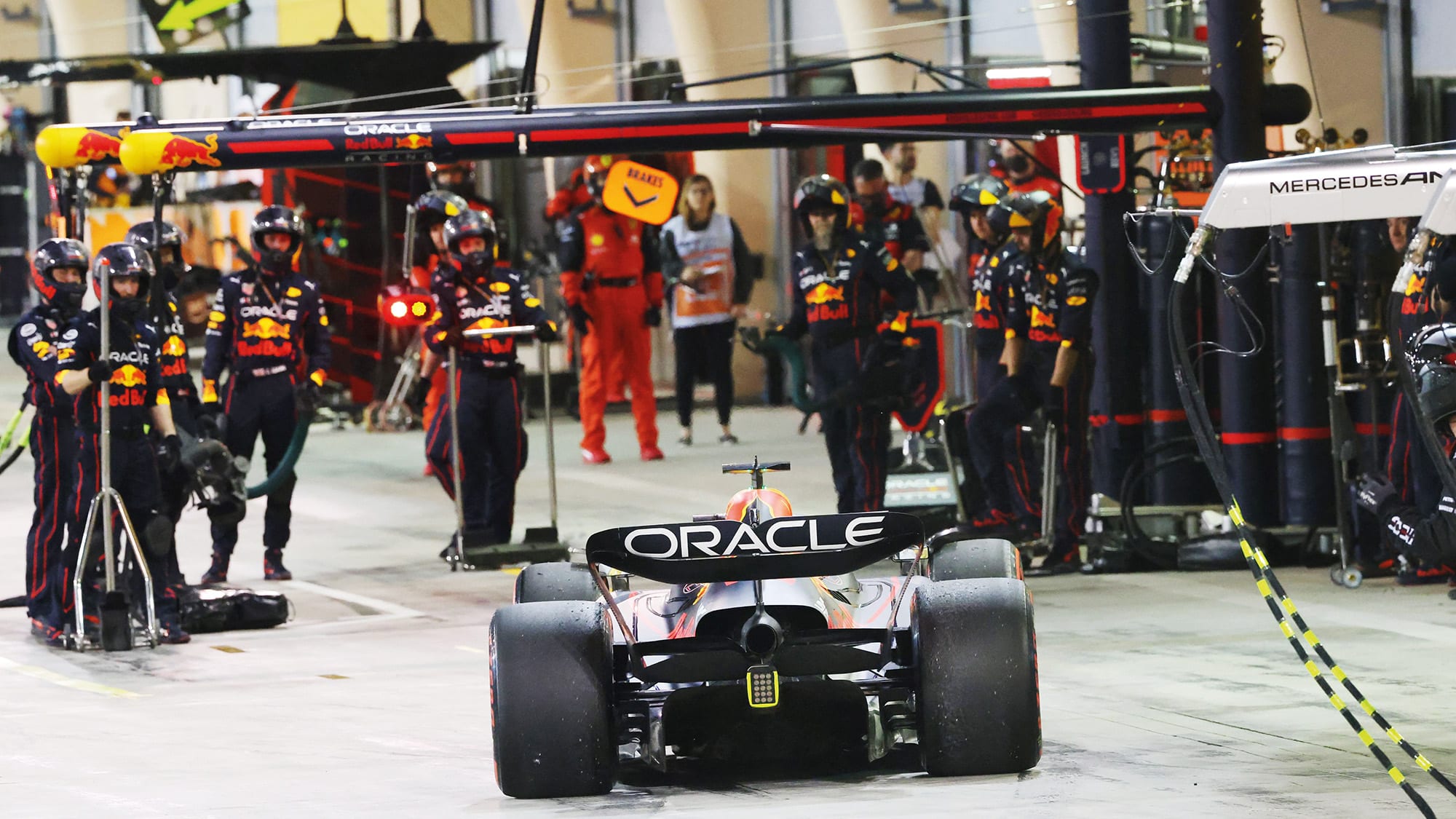 Red Bull pitstop at 2022 Bahrain GP