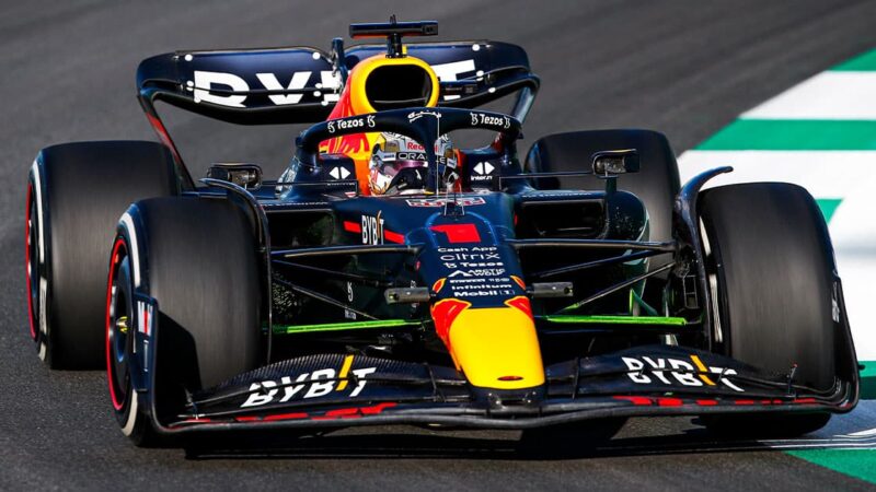 01 VERSTAPPEN Max (nld), Red Bull Racing RB18, action during the Formula 1 STC Saudi Arabian Grand Prix 2022, 2nd round of the 2022 FIA Formula One World Championship, on the Jeddah Corniche Circuit, from March 25 to 27, 2022 in Jeddah, Saudi Arabia - Photo Joao Filipe / DPPI