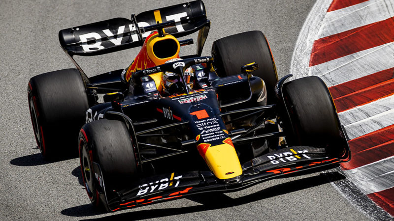 BARCELONA - Max Verstappen (1) with the Oracle Red Bull Racing RB18 Honda during the F1 Grand Prix of Spain at Circuit de Barcelona-Catalunya on May 22, 2022 in Barcelona, Spain. REMKO DE WAAL (Photo by ANP via Getty Images)