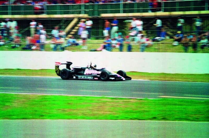 Scott Stringfellow in 1987 F3 race at Silverstone
