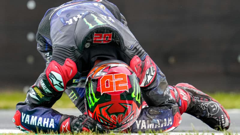 Fabio Quartararo crashes out of the 2022 MotoGP Assen TT