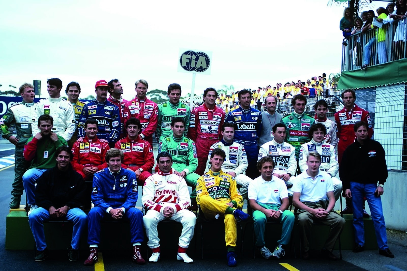 Group-shot-of-F1-drivers-from-the-1991-grand-prix-season
