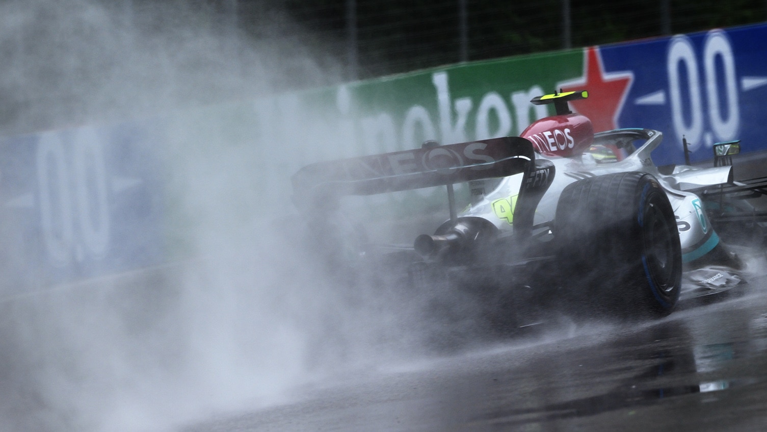 Spray kicked up by the Mercedes of Lewis Hamilton in qualifying for the 2022 Canadian Grand Prix