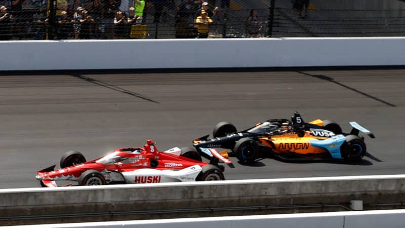 INDIANAPOLIS, IN - MAY 29: Marcus Ericsson (8) battles Pato O'Ward (5) on the last two laps of the race during the106th running of the Indianapolis 500 on May 29, 2022, at the Indianapolis Motor Speedway in Indianapolis, IN. (Photo by Brian Spurlock/Icon Sportswire via Getty Images)
