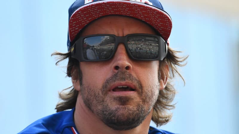 2022-Alpine-F1-driver-Fernando-Alonso